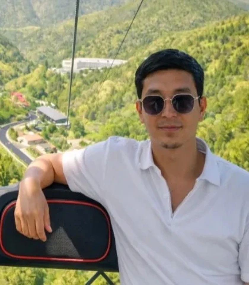 Abdulaziz Ochilov portreti